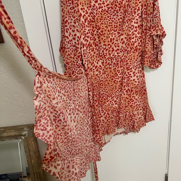 Indikah Leopard Print Wrap Dress – Women’s Small (US 4, AU 8) - Picture 3 of 8